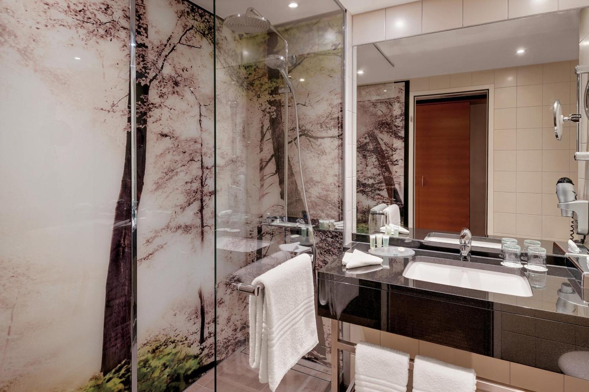 Courtyard By Marriott Zurich North Hotel Luaran gambar